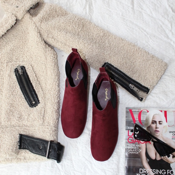 🆕️//The Nellie// Burgundy Casual Bootie - Picture 4 of 7